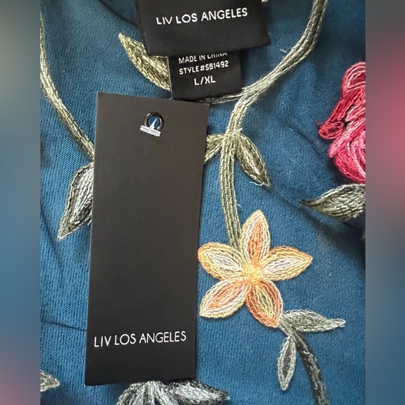 NWT Liv Los Angeles Floral Embroidered Kimono L/XL - Picture 6 of 8